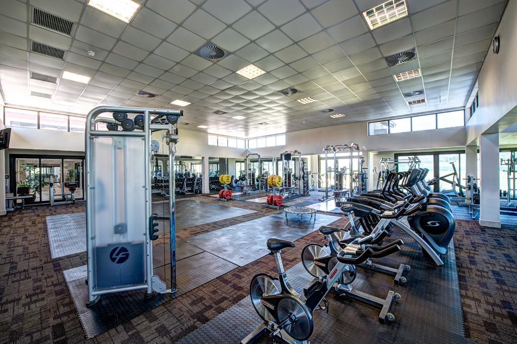 Royal Marang Hotel Phokeng ภายนอก รูปภาพ The gym at the University of Pretoria